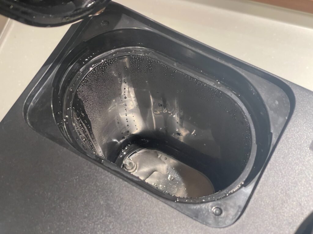 給水タンク